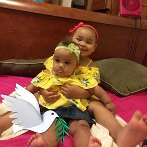 Meet your Posher, Leslie